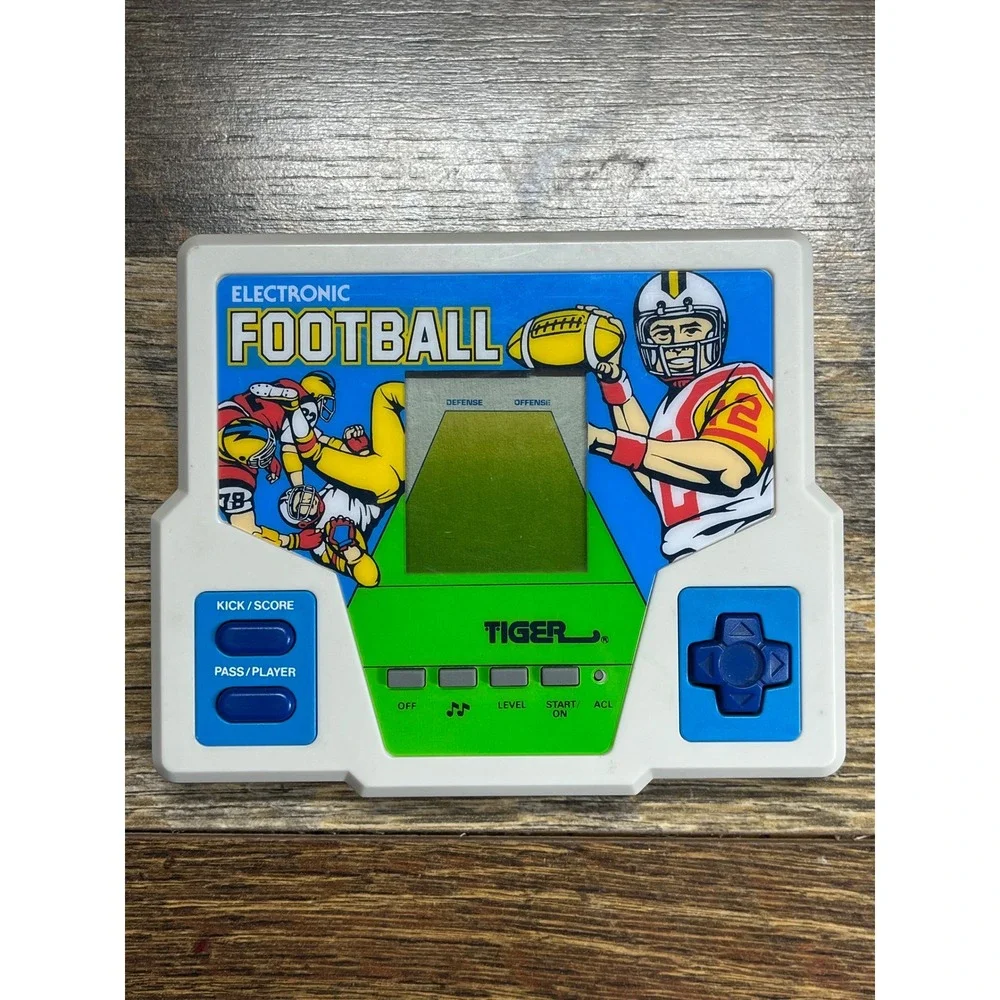 Vintage 1987 Tiger Electronics Football Handheld LCD Video Game Retro Sports Toy